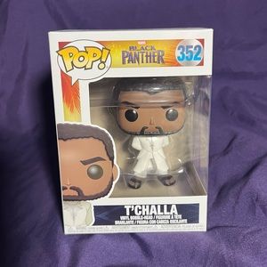 Marvel Black Panther 352 T’Challa white suit Funko Pop!